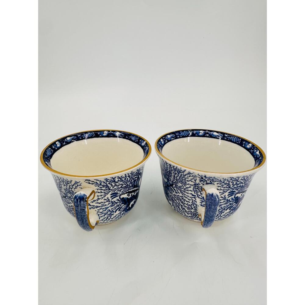 2 Mottahedeh Torquay Blue & White Seashell Teacups England Gold Trim Winterthur - Picture 9 of 9